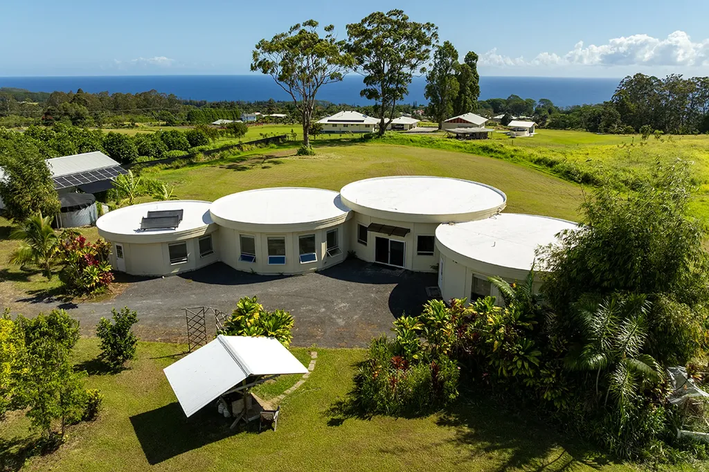 28-872 Noheaikena Place Honomu HI 96728