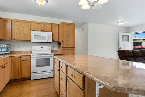 64-5122 Kalake Street Kamuela HI 96743