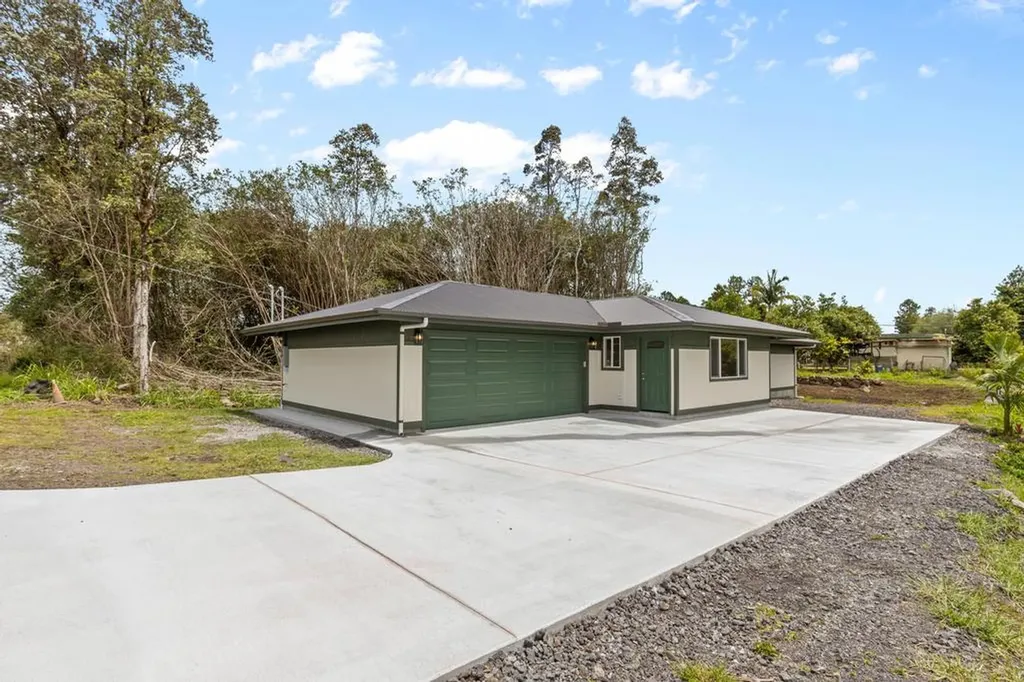 18-7860 Ekika Road Mountain View HI 96771