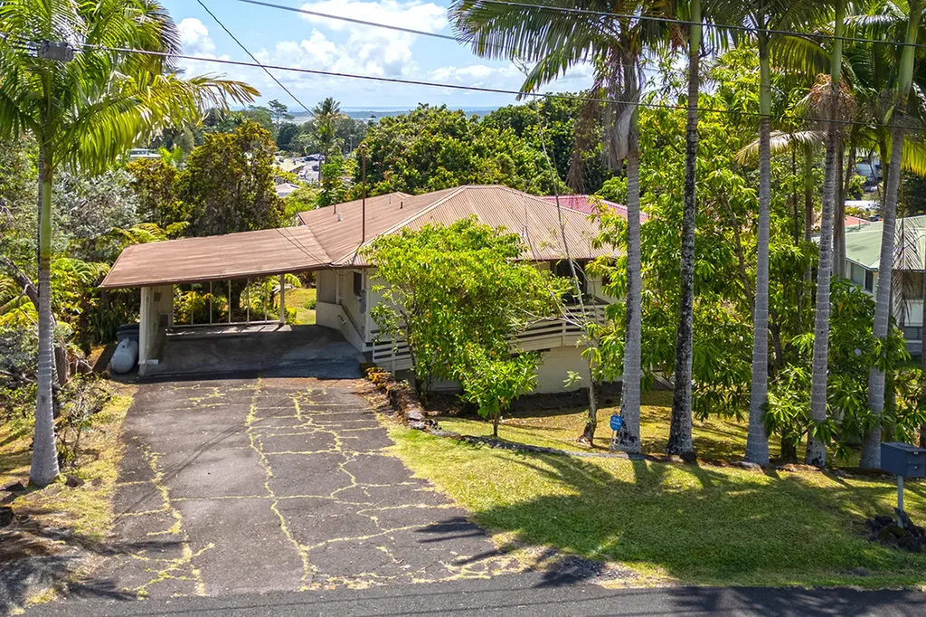 28 Apoke Street Hilo HI 96720