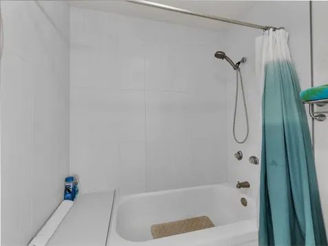 75-5669 Kuakini Highway Kailua-kona HI 96740