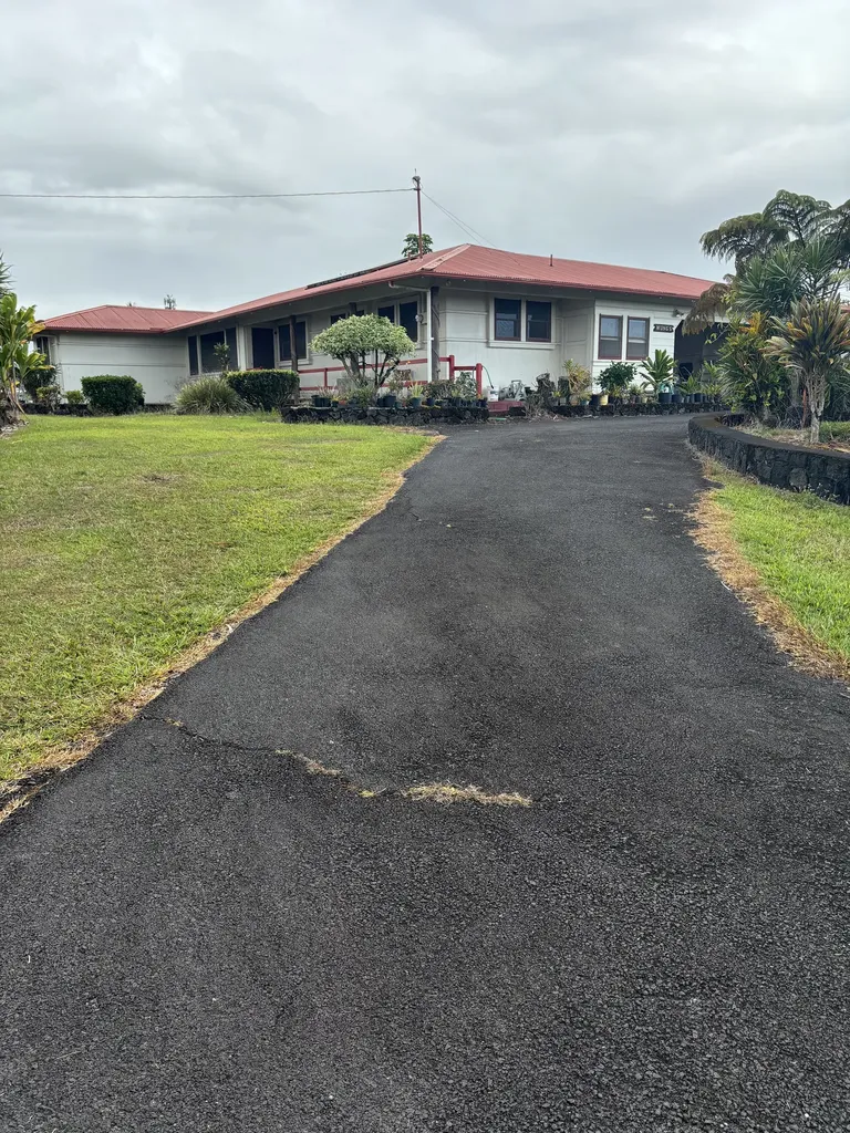 870 Kawailani Street Hilo HI 96720