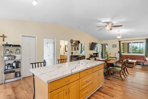 16-1580 39th Avenue Kurtistown HI 96760