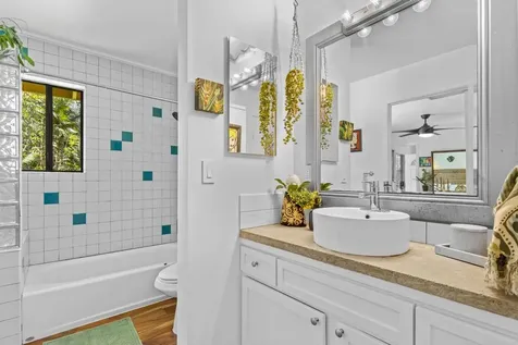 15-2076 12th Avenue Keaau HI 96749