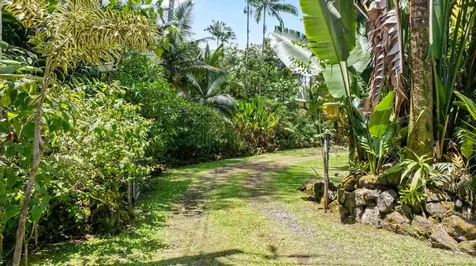 15-2076 12th Avenue Keaau HI 96749