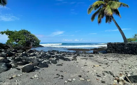 76-6233 Alii Drive Kailua-kona HI 96740