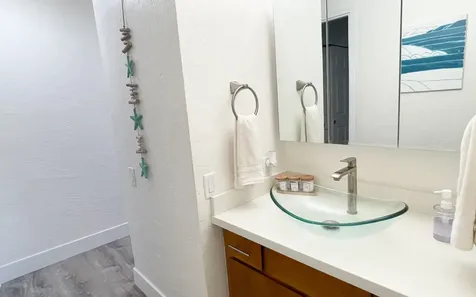 76-6233 Alii Drive Kailua-kona HI 96740