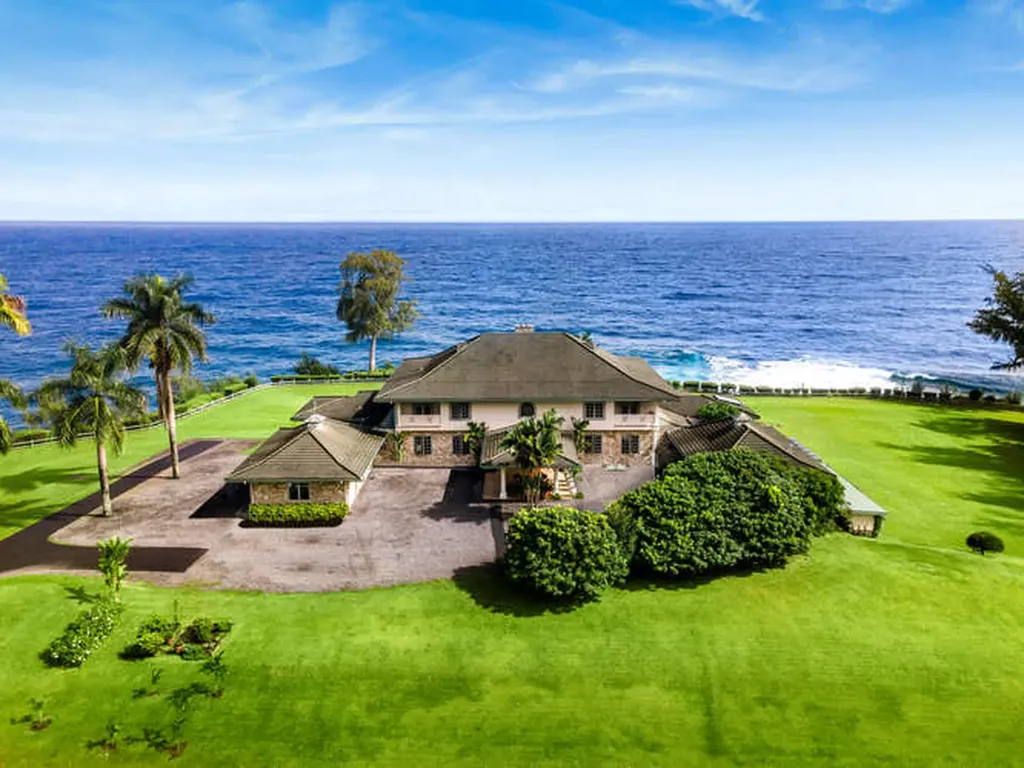 28-3628 Hawaii Belt Road Honomu HI 96728