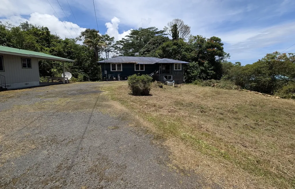 1360 Kaumana Drive Hilo HI 96720