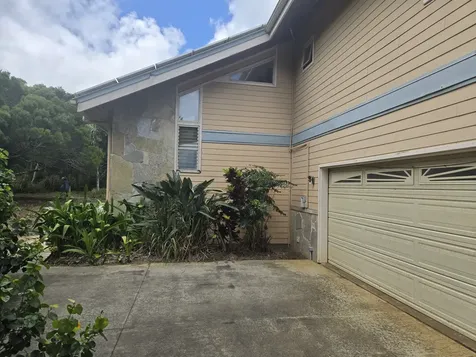 55-3327 Akoni Pule Highway Hawi HI 96719