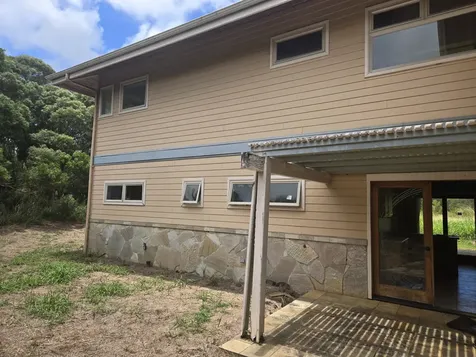 55-3327 Akoni Pule Highway Hawi HI 96719