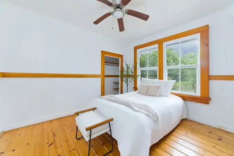 2048 Kalanianaole Street Hilo HI 96720