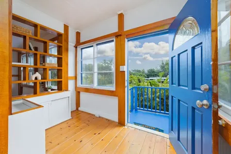 2048 Kalanianaole Street Hilo HI 96720