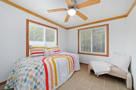 2048 Kalanianaole Street Hilo HI 96720