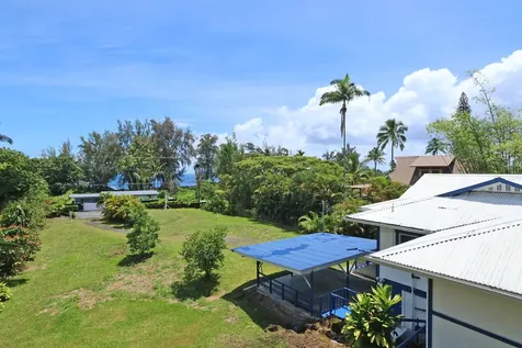 2048 Kalanianaole Street Hilo HI 96720