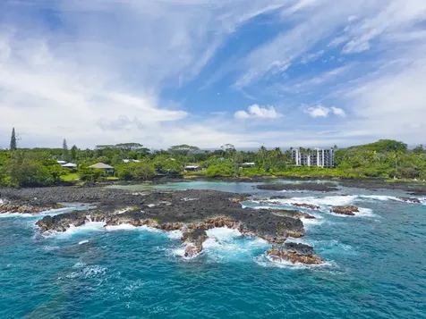 2048 Kalanianaole Street Hilo HI 96720