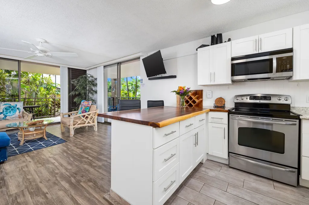 75-6026 Alii Drive Kailua-kona HI 96740
