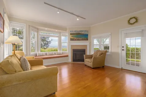 67-5031 Yutaka Pen Place Kamuela HI 96743