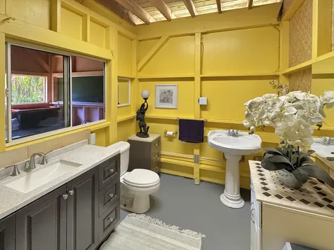 29-3707 Kanna Road Hakalau HI 96710