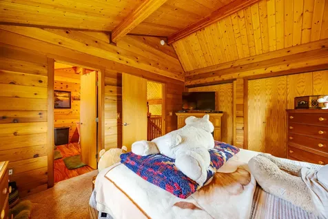 99-1685 Piimauna Drive Volcano HI 96718