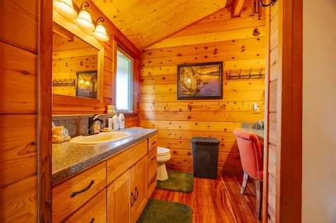 99-1685 Piimauna Drive Volcano HI 96718