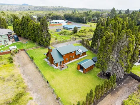 99-1685 Piimauna Drive Volcano HI 96718