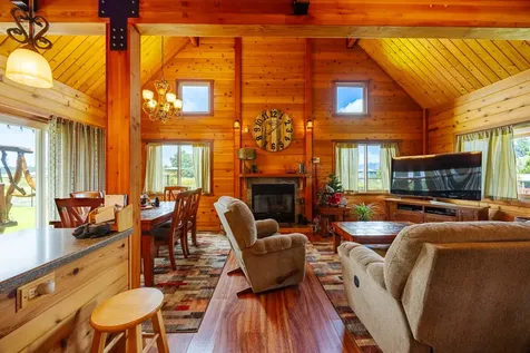 99-1685 Piimauna Drive Volcano HI 96718