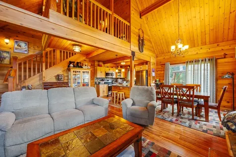 99-1685 Piimauna Drive Volcano HI 96718