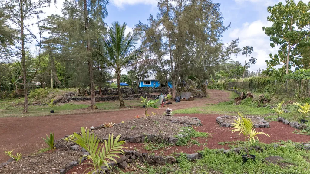15-1582 18th Avenue Keaau HI 96749