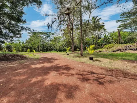 15-1582 18th Avenue Keaau HI 96749