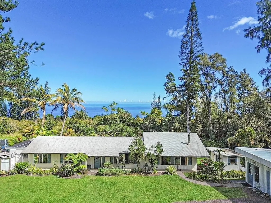 44-2848 Kalopa Mauka Road Honokaa HI 96727