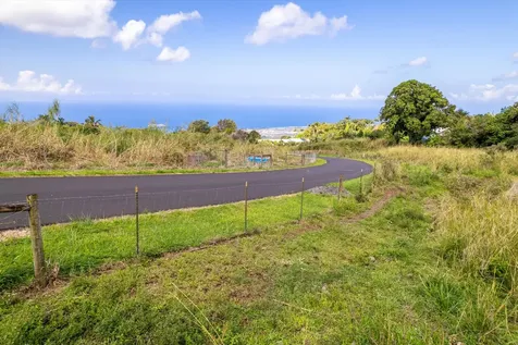 75-7140 Kuahewa Road Holualoa HI 96725