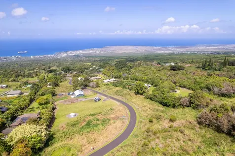 75-7140 Kuahewa Road Holualoa HI 96725