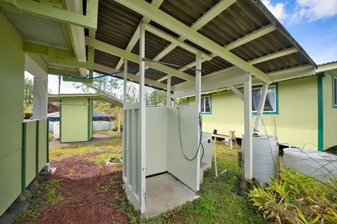 11-1984 Ohialani Road Volcano HI 96785