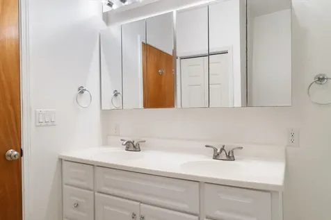 19-4108 Haunani Road Volcano HI 96785