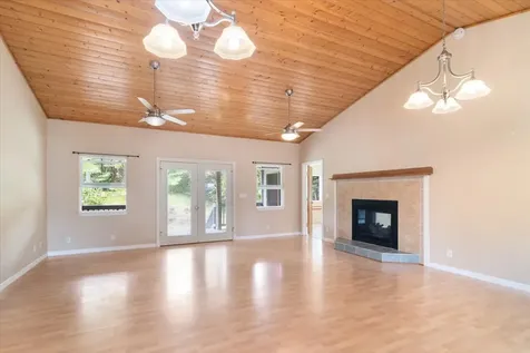 19-4108 Haunani Road Volcano HI 96785