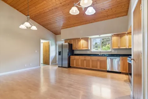 19-4108 Haunani Road Volcano HI 96785