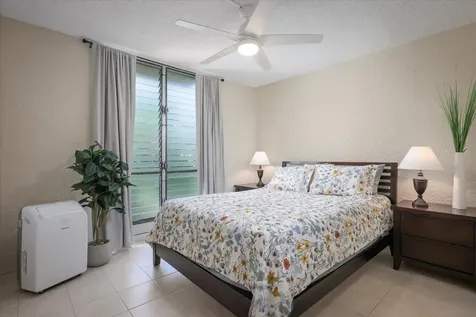 Kailua-kona HI 96740