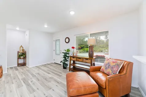 11-3802 2nd Street Volcano HI 96785