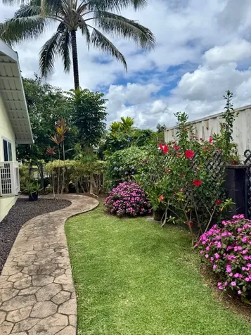 28 S Wiliwili Street Hilo HI 96720