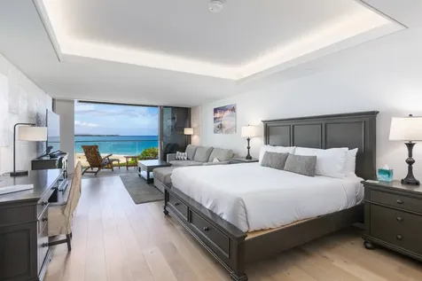 66-84 Kaunaoa Drive Kamuela HI 96743