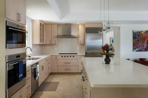 36-1037 Stevens Road Hilo HI 96774