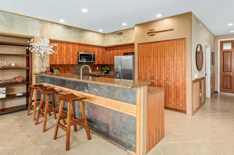 75-6060 Kuakini Highway Kailua-kona HI 96740