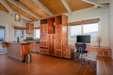 95-4667 Hawaii Belt Road Naalehu HI 96772