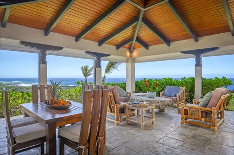 95-4667 Hawaii Belt Road Naalehu HI 96772