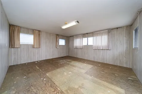 346 Kanoelani Street Hilo HI 96720