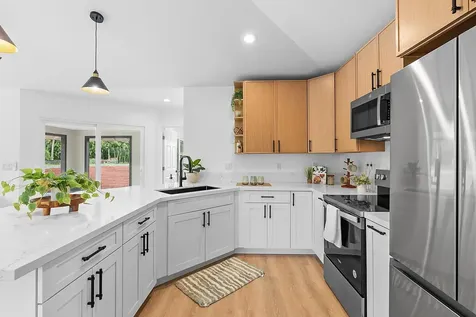 15-2003 31st Avenue Keaau HI 96749