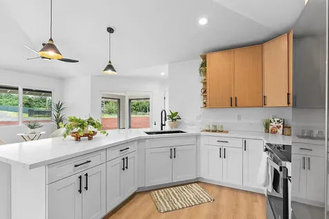 15-2003 31st Avenue Keaau HI 96749