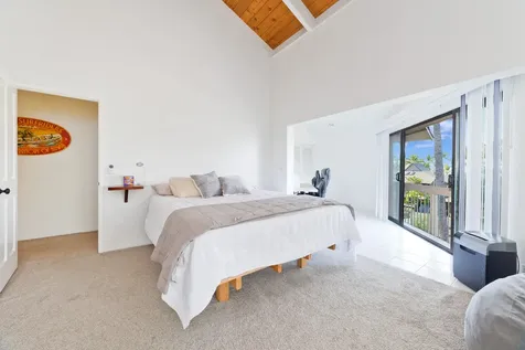 78-261 Manukai Street Kailua-kona HI 96740