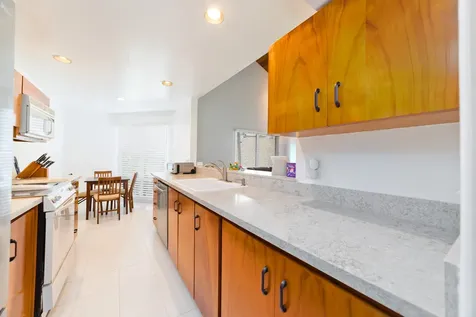 78-261 Manukai Street Kailua-kona HI 96740